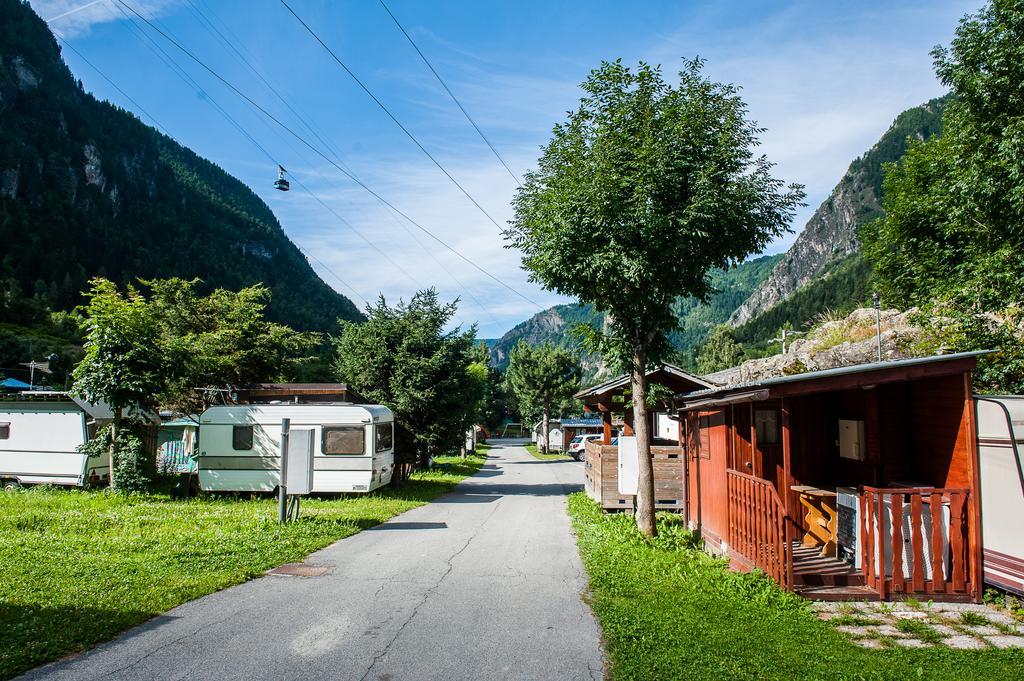 Villaggio Turistico Camping Cervino Antey-Saint-Andre Exterior photo